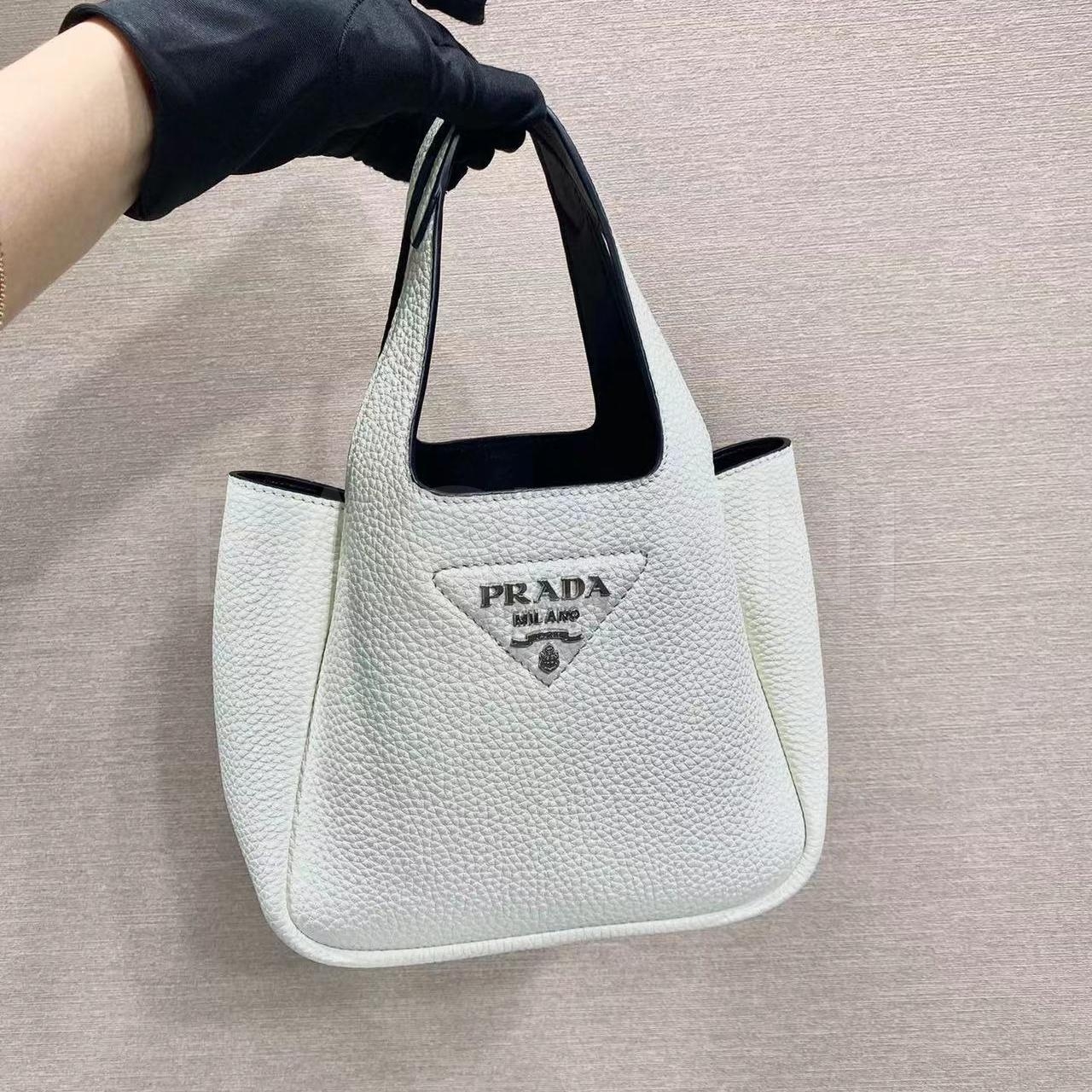 프라다 미니 바스켓백