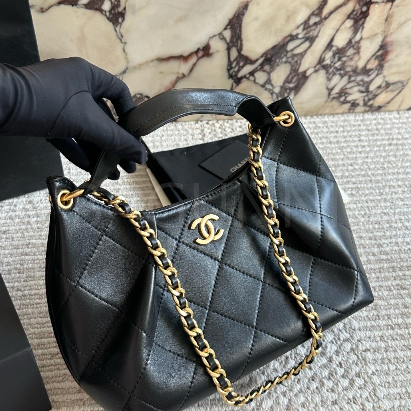 샤넬 26H 호보 백