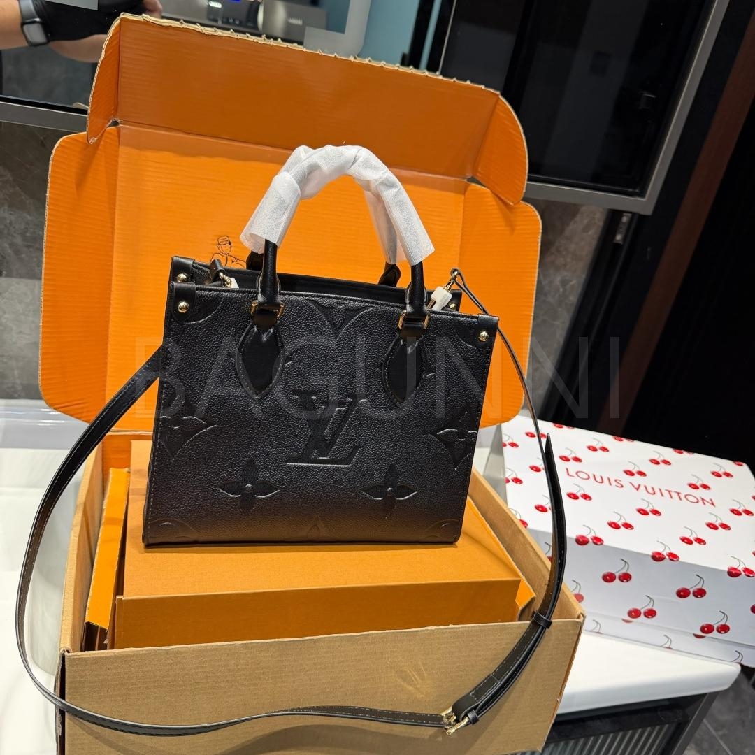 루이비통 온더고 토트백