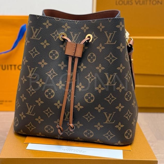 루이비통 노에 버킷 백