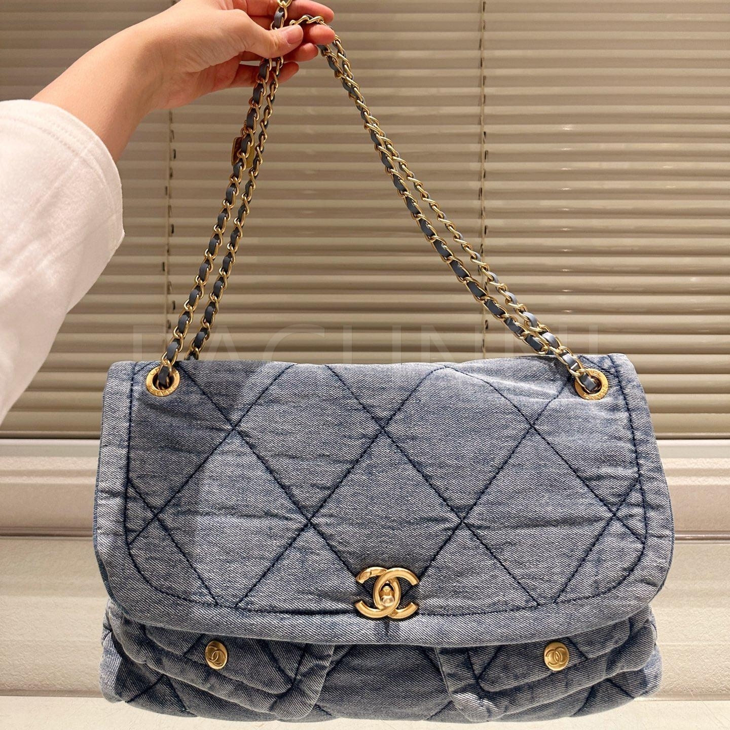 샤넬 포켓 플랩 체인 숄더백