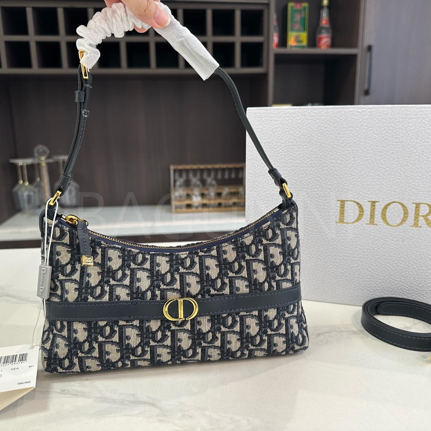 디올 오블리크 숄더백