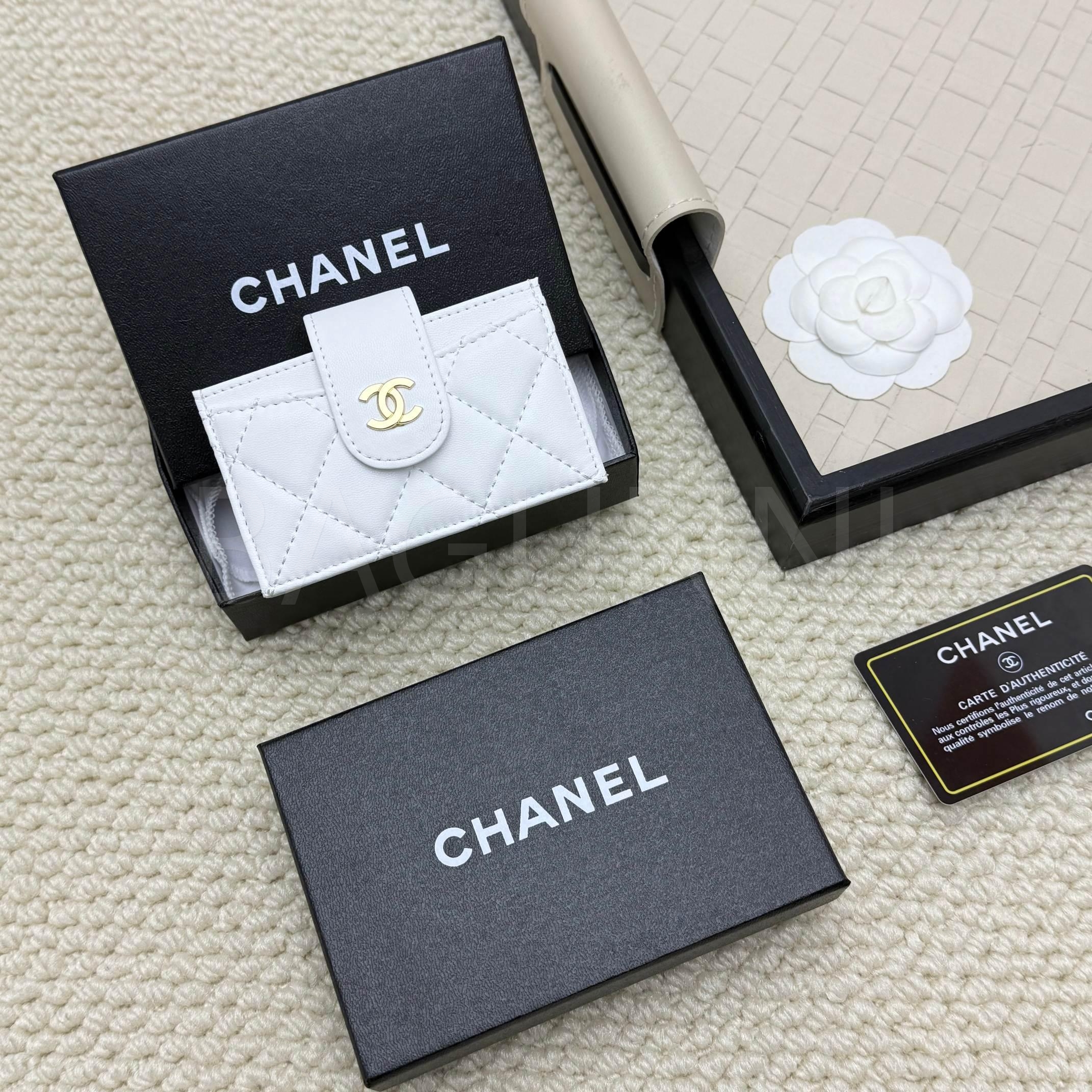 샤넬 클래식 플랩 카드지갑