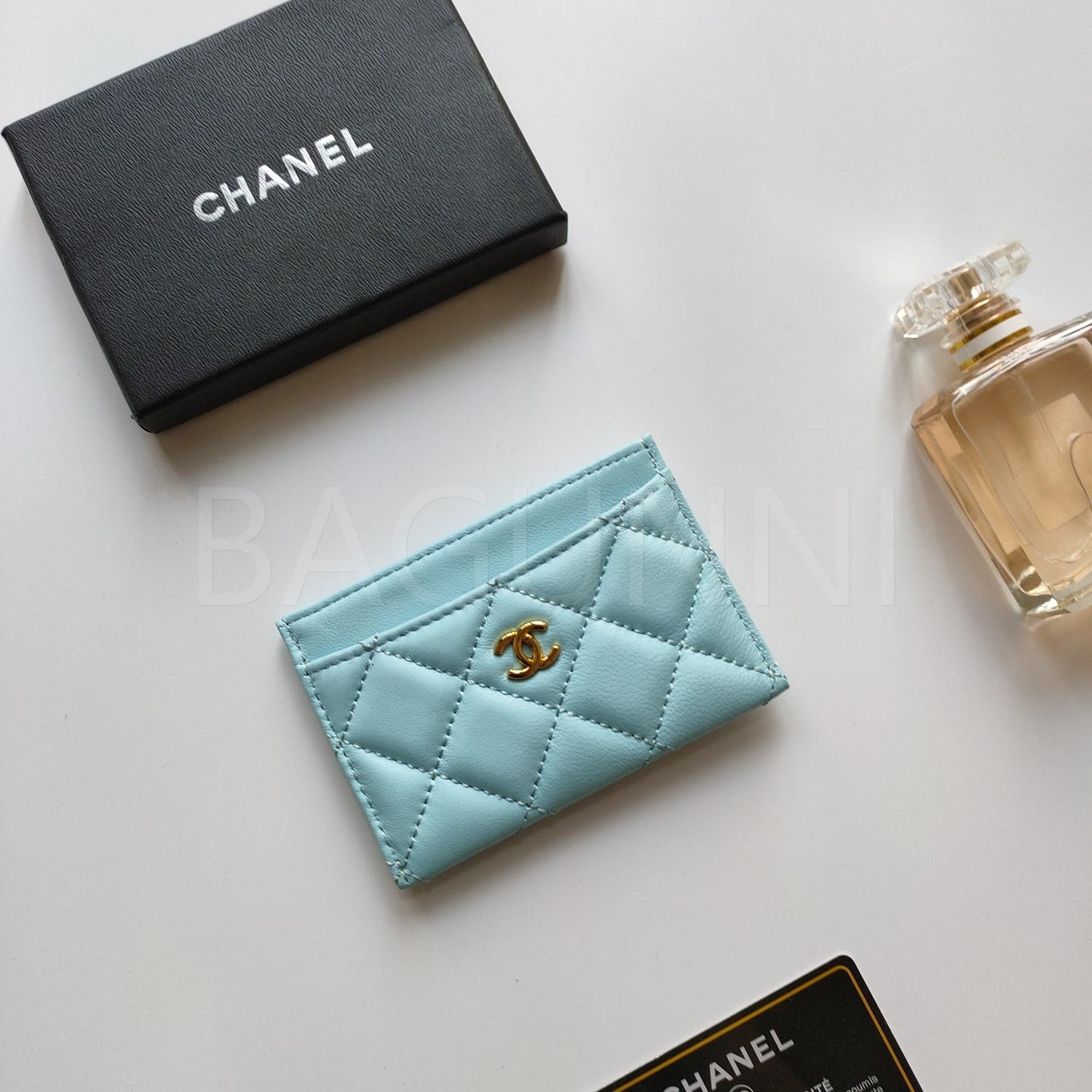 샤넬 클래식 플랩 카드지갑