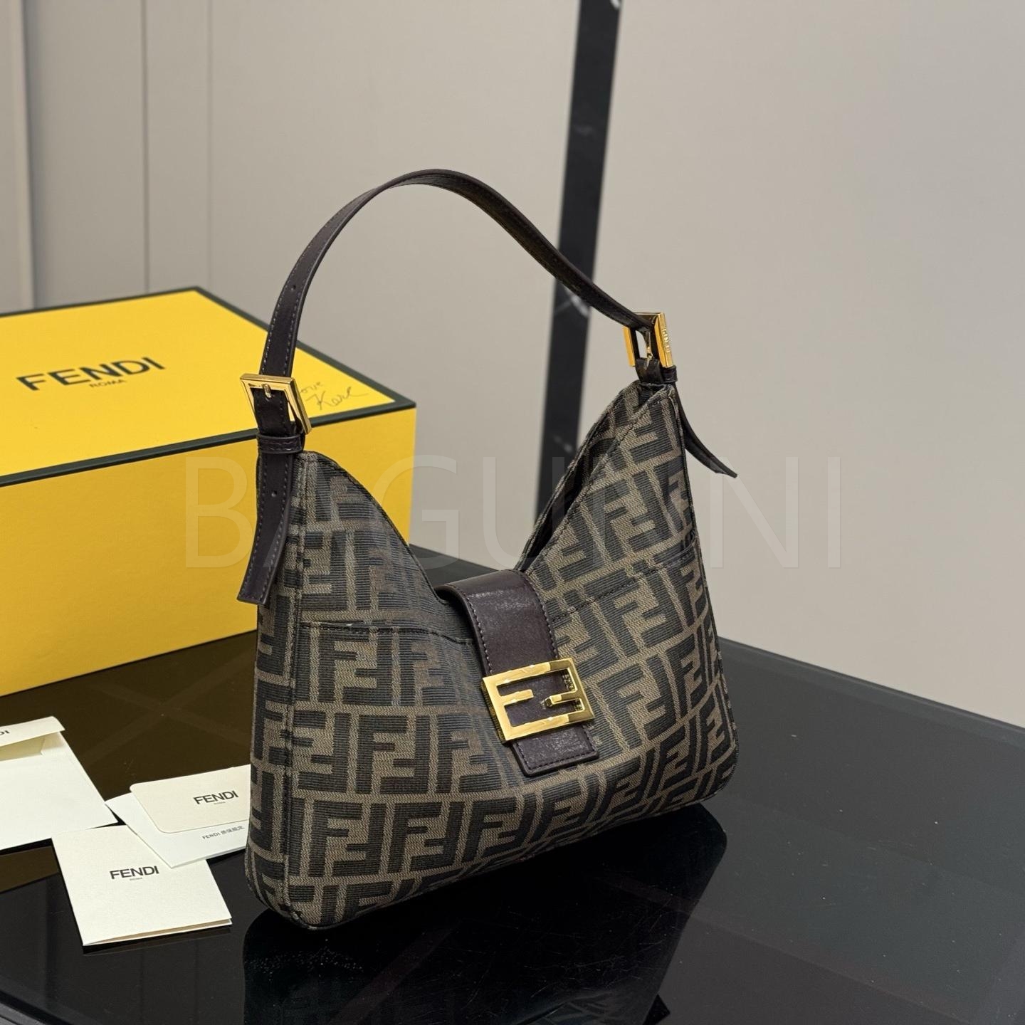 펜디 주카 호보백