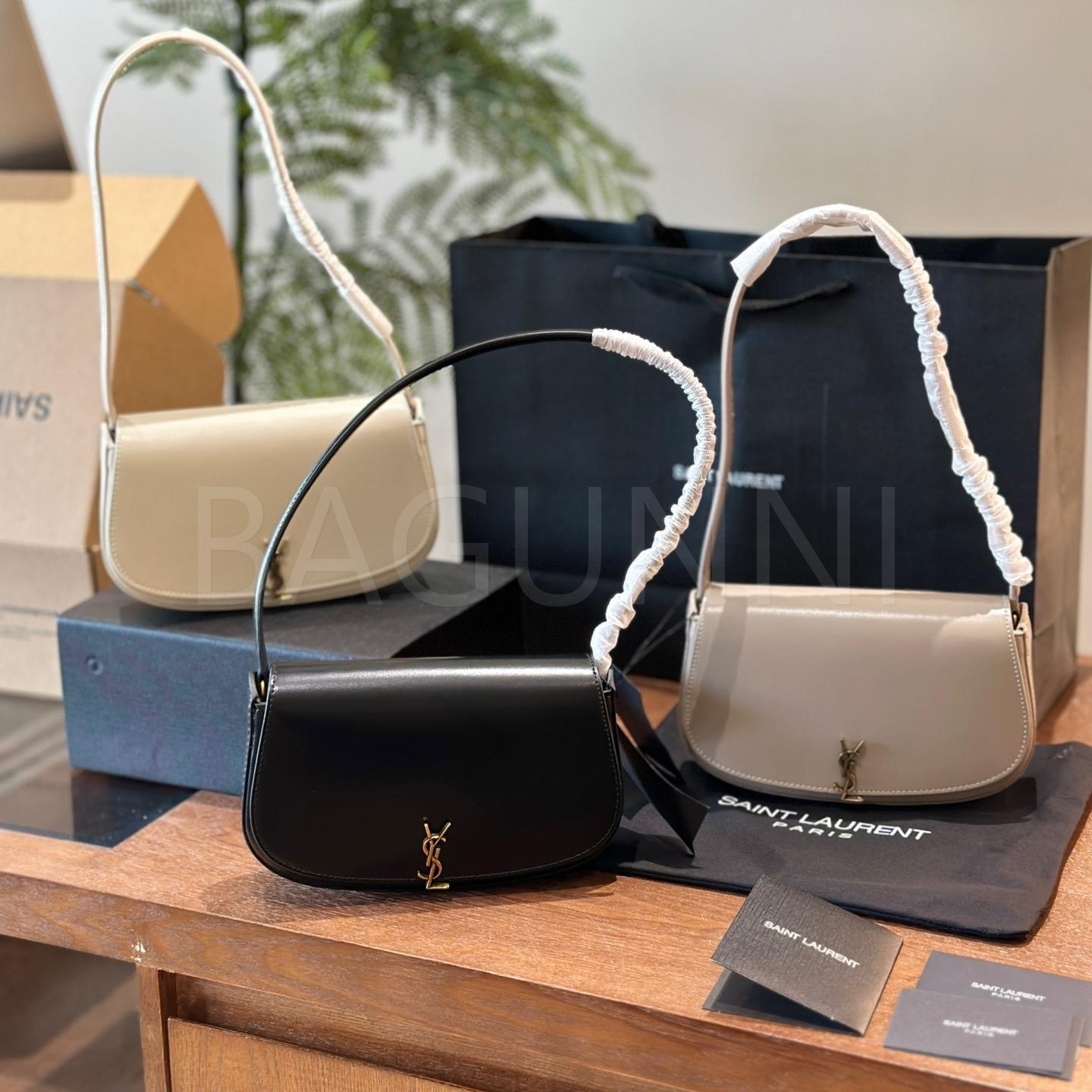 YSL 볼테르 숄더백