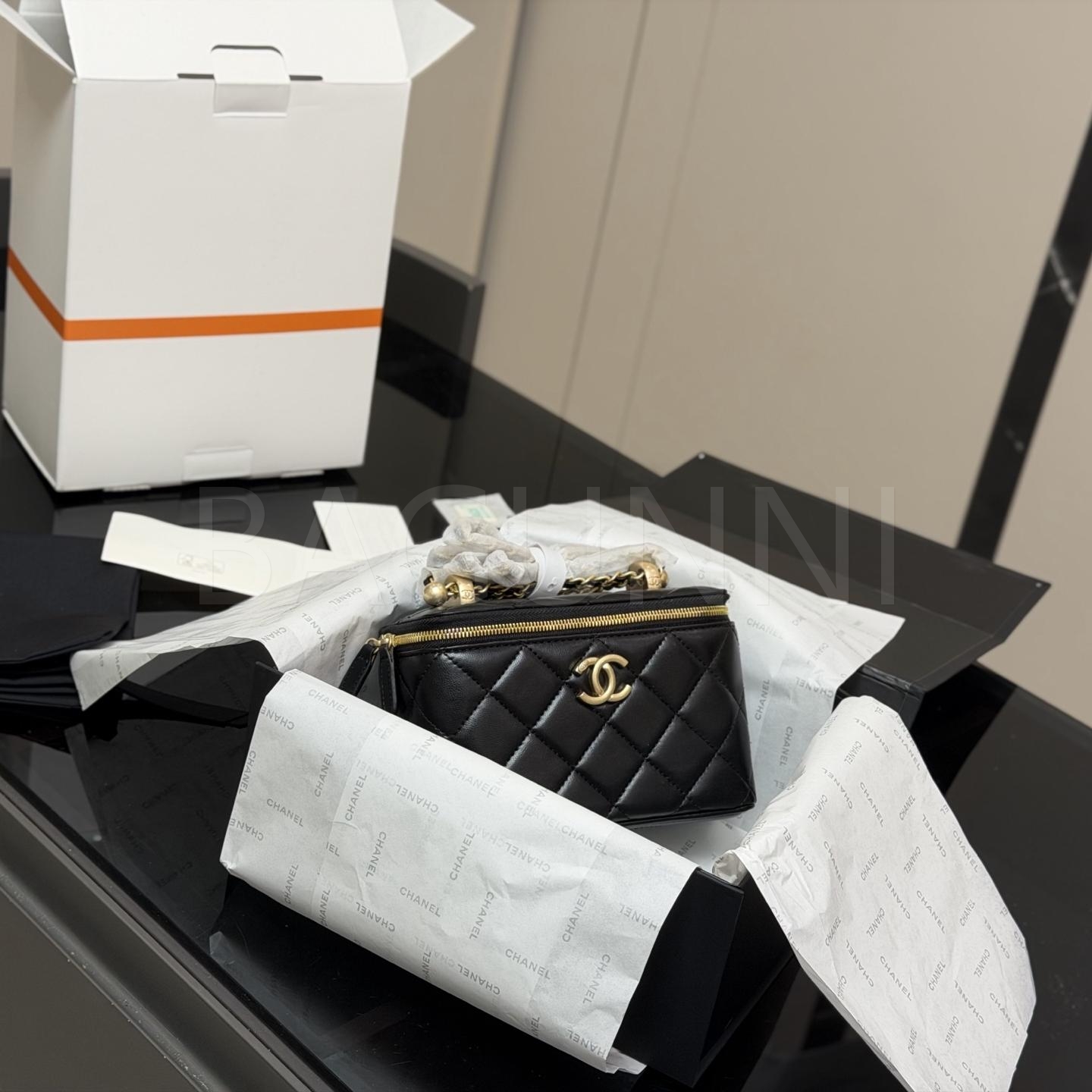 샤넬 탑핸들 베니티 백