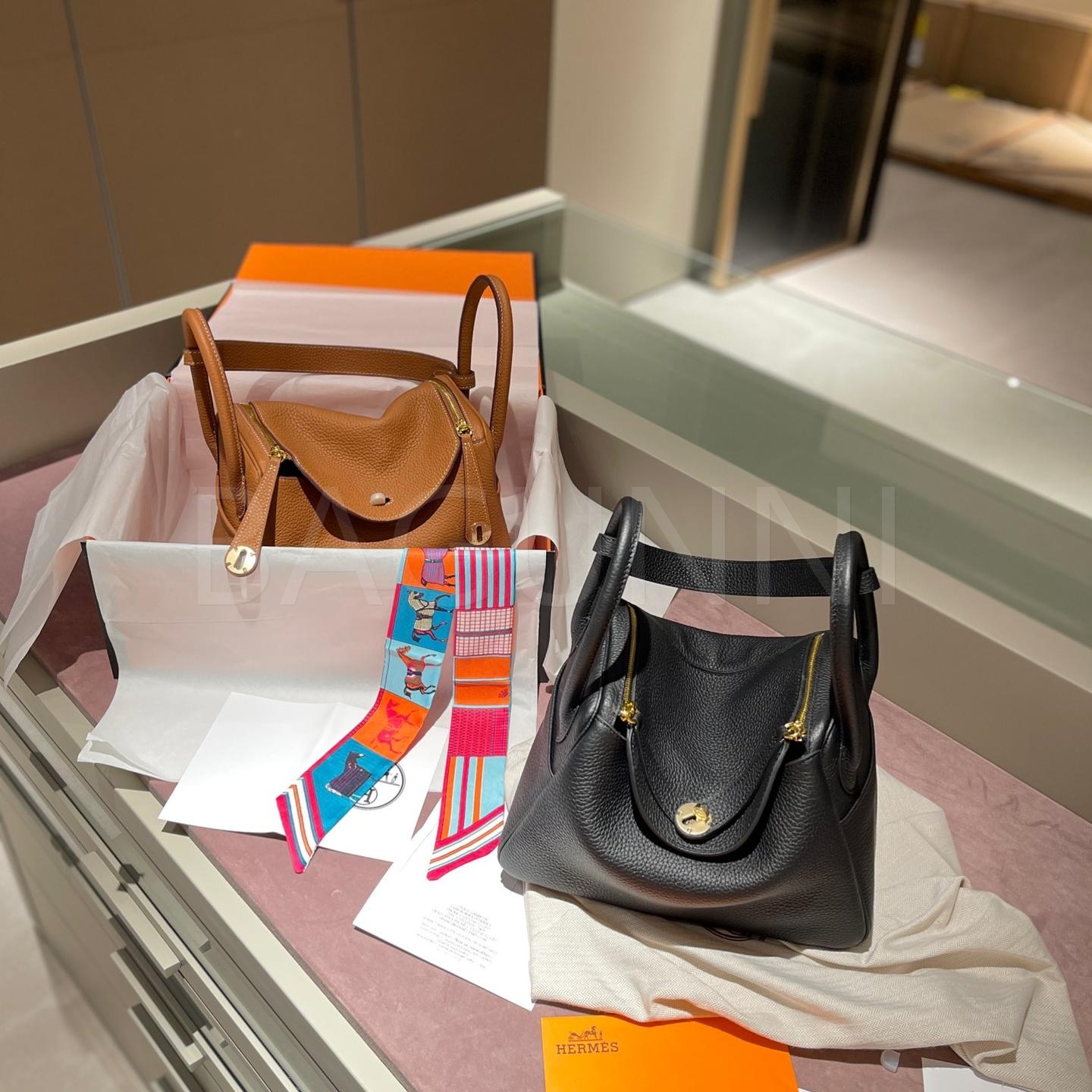 에르메스 린디 숄더백