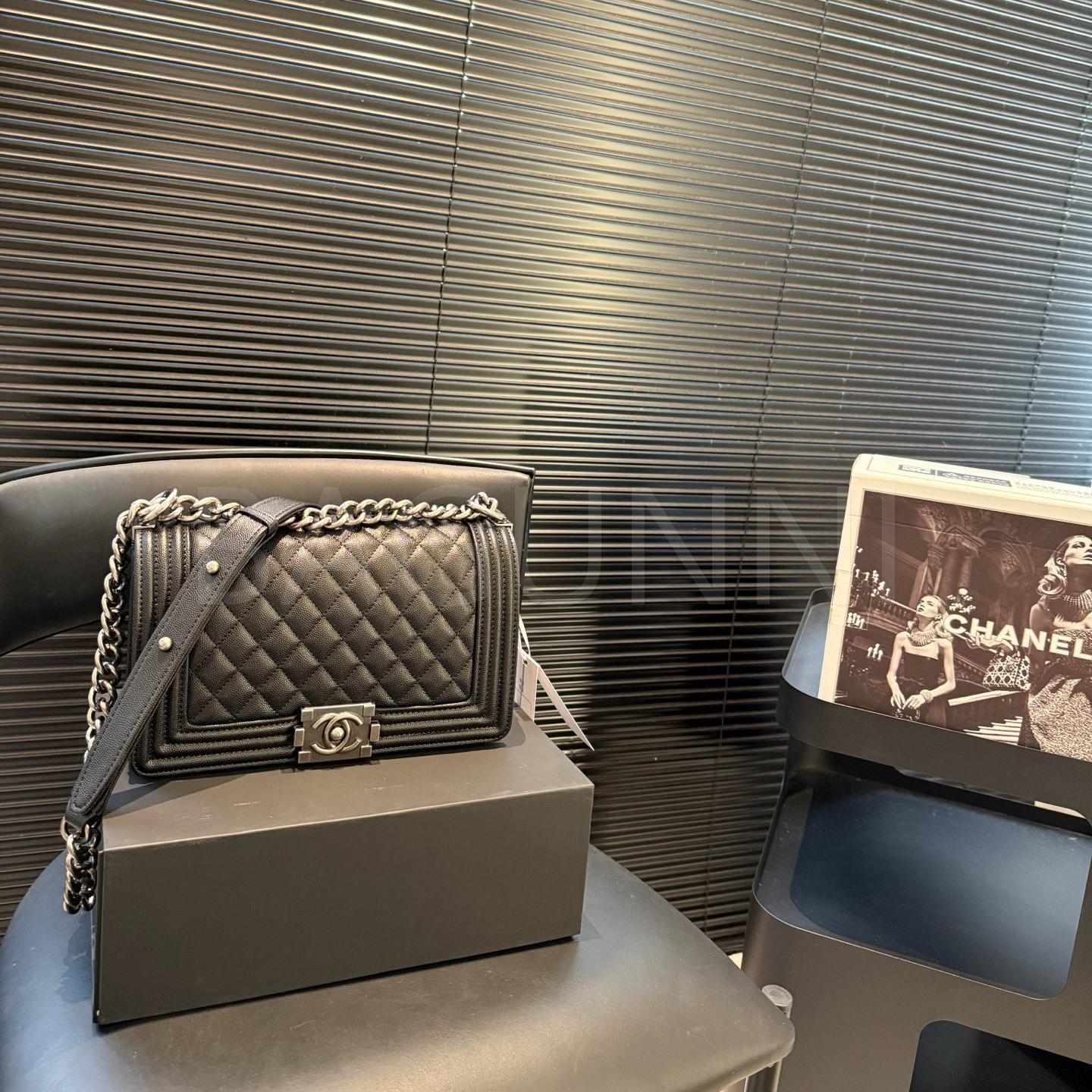 샤넬 보이 체인 백