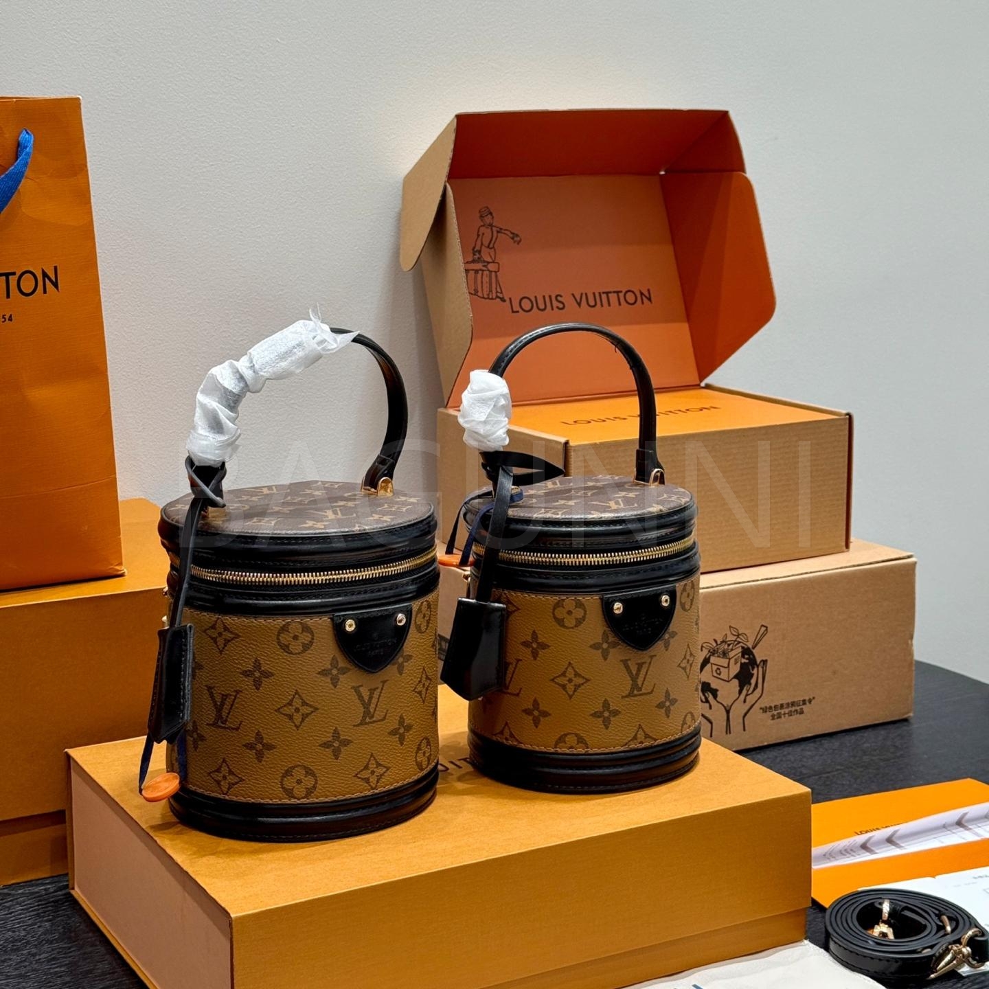 루이비통 깐느 베니티 백