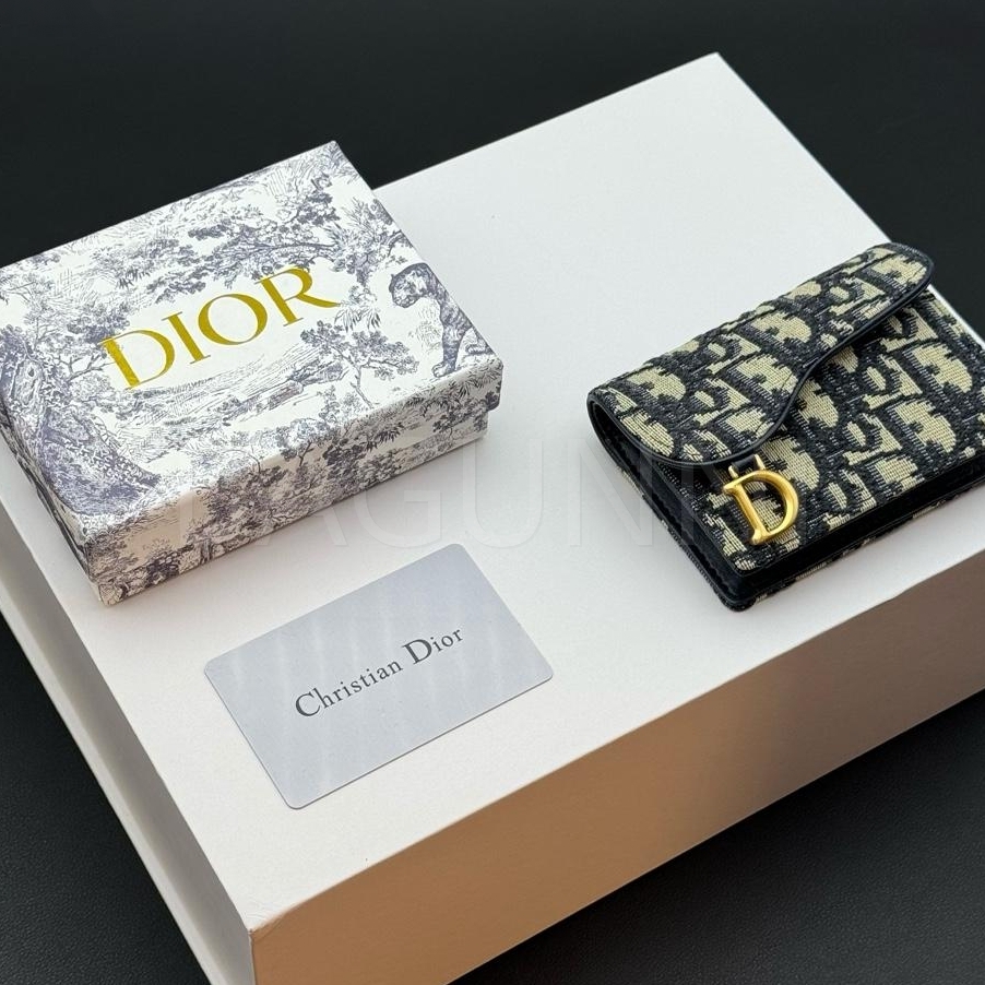 디올 새들 카드지갑