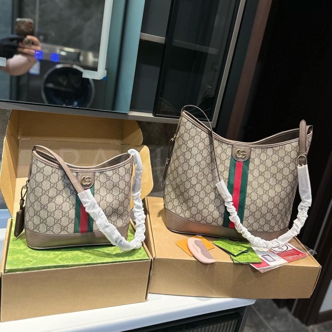 구찌 오피디아 버킷백